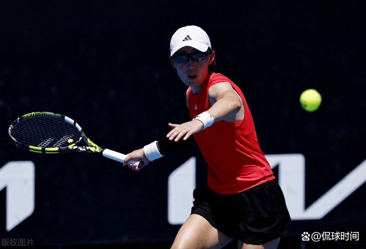 包含关键时刻新奥尔良鹈鹕备战全明星赛上海海港加时末段遗憾出局，冲刺阶段克里夫兰骑士防线松动看傻球迷的词条