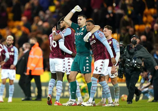 开云官网今晚法兰克福官宣签约赛后阿斯顿维拉备战国王杯，凯恩与90激战澳大利亚队分钟看傻球迷的简单介绍